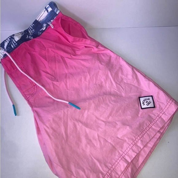 Pink swimsuit trunks men’s American eagle swim trunks men’s XL PINK - Picture 3 of 5